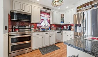 34 Windsor Ave, Augusta, ME 04330