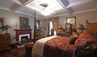 206 Pinckney St, Abbeville, SC 29620