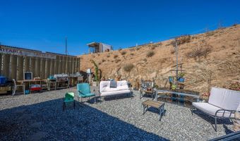 9555 Hierba Rd, Agua Dulce, CA 91390
