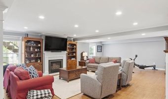 28 Brook Ln 28, Berlin, MA 01503