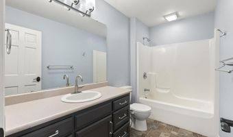 4537 W Black Oak Cir, Angola, IN 46703