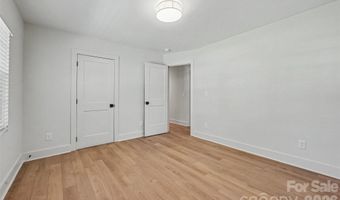 2000 Kilborne Dr, Charlotte, NC 28205
