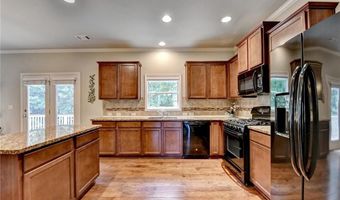 808 Harrison Dr, Acworth, GA 30102