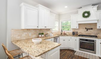 3773 Lacy Leaf Ln, Apison, TN 37302