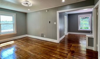 213 Vrooman Ave 2nd Floor, Amsterdam, NY 12010