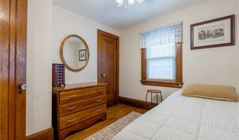 472 E Tallmadge Ave, Akron, OH 44310