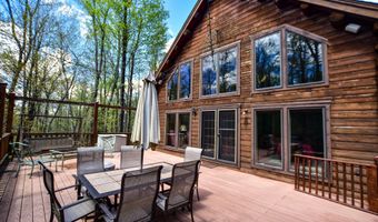 233 Algerie Rd, Becket, MA 01223
