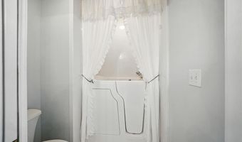 3102 Windrush Ln, Alpharetta, GA 30009