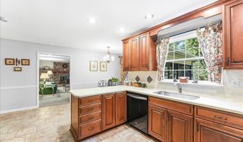 230 TREE TOP Ln, Hockessin, DE 19707