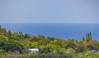 988 Auwaha St, Haiku, HI 96708