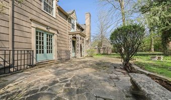 1134 Glamorgan St, Alliance, OH 44601