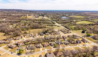 632 Meadowbrook Dr, Alma, AR 72921