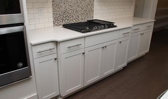 7296 Evergreen Trl, Almont, MI 48003