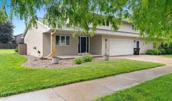 1023 W RIDGEVIEW Dr, Appleton, WI 54914