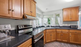 308 Crescent Blvd, Bennington, VT 05201