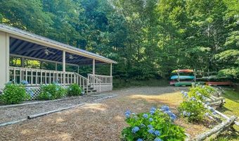 471 Rivard Rd, Glenville, NC 28736