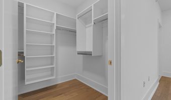 525 AVENUE E 3, Bayonne, NJ 07002