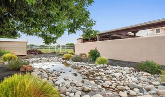 325 Braught Ln, Bosque Farms, NM 87068