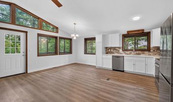 213 MORRIE Dr, Basye, VA 22810