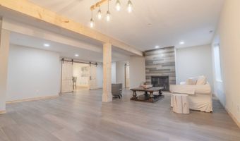 67 Cowboy Way, Centennial, WY 82055