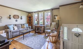 14 Hotchkiss Dr, Bristol, CT 06010