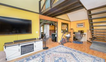 448 Bunker Hill Rd, Auburn, NH 03032