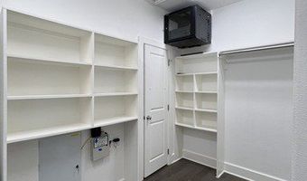 208 GRANDVIEW Pl 4, Alamo Heights, TX 78209