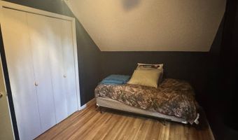 707 Ohmer St, Bottineau, ND 58318