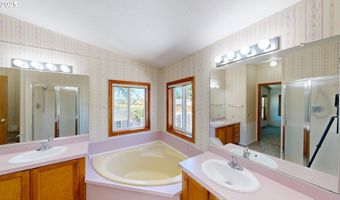 97940 W BENHAM Ln, Brookings, OR 97415