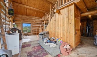 11081 Ridge Rd, Belle Fourche, SD 57717