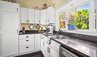 1004 N Honokala Rd Unit B, Haiku, HI 96708