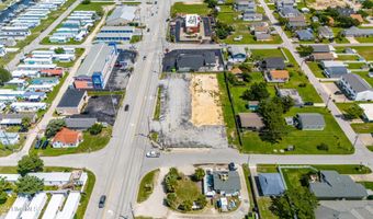 413 W Fort Macon Rd, Atlantic Beach, NC 28512