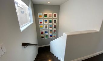 924 Hornblend St 210, San Diego, CA 92109