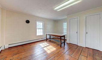 141 Dowd Ave, Canton, CT 06019