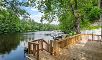 87 Jackson Schoolhouse Rd, Glocester, RI 02814