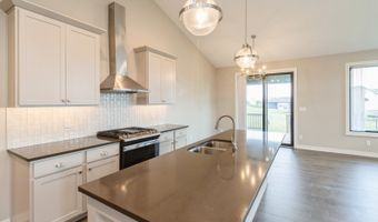 1809 12th St SE, Altoona, IA 50009