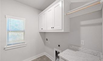 22 Magrath Ln, Bella Vista, AR 72715