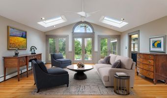 214 WARDOUR Dr, Annapolis, MD 21401