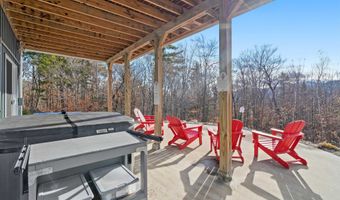 17 Highwoods Dr 16 and 17, Bartlett, NH 03812