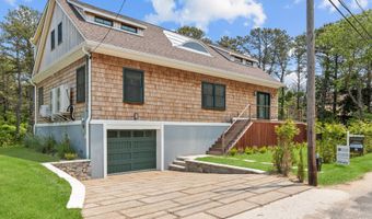 50 Bay View Ave, Amagansett, NY 11930