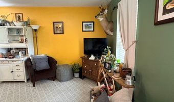 218 Central Ave, Ansted, WV 25812
