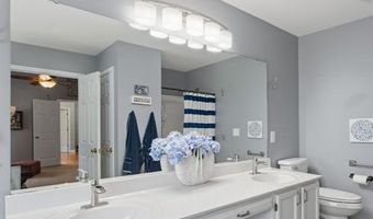 329 Gateford Dr, Ballwin, MO 63021
