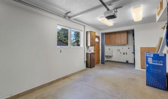 19572 Apache Rd, Bend, OR 97702
