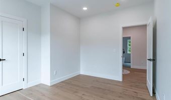 77 White Rock Hill Rd, Bow, NH 03304