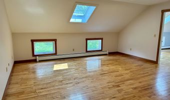 221 Plateau Rd, Calais, VT 05650