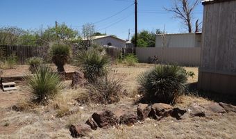 1406 N 10th St, Alpine, TX 79830