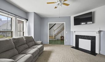 36 Vernon St, Auburn, ME 04210
