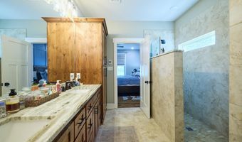 16728 Cabes Point Rd, Alexander, AR 72002