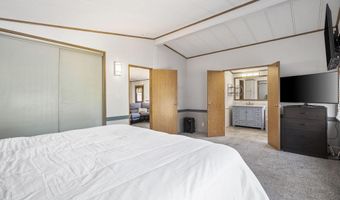 64960 Hunnell Rd, Bend, OR 97703