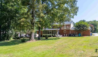 910 CHEROKEE Trl, Anniston, AL 36206